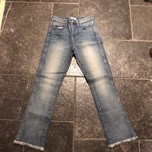 Very nice pair of jeans, only worn a couple times basically new